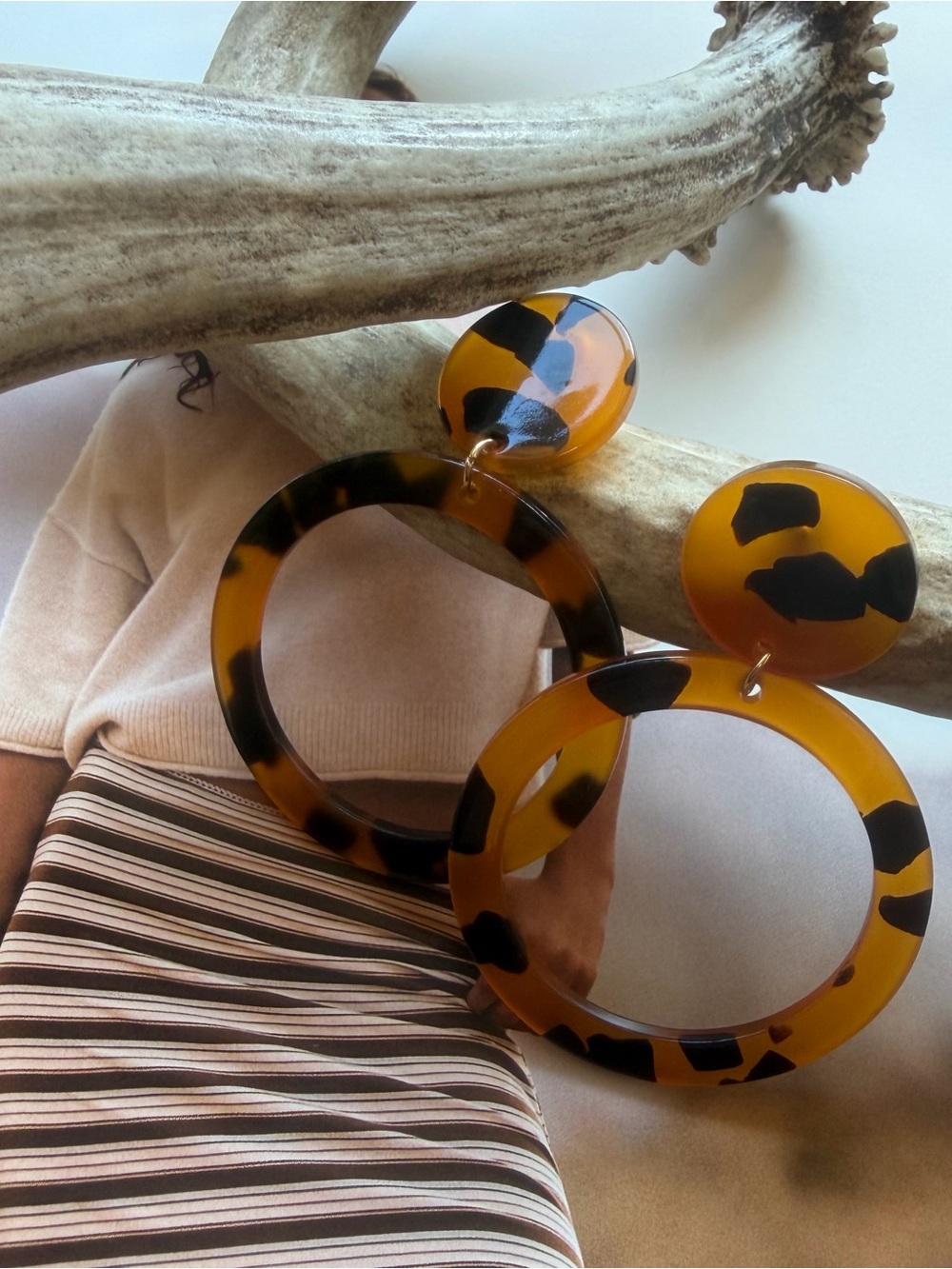 Tortoiseshell Acrylic Drop Hoop Earrings — Statement Resin Circle Dangles
